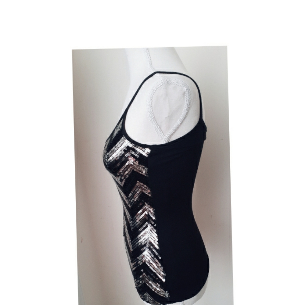 Deb BLACK & SILVER SEQUIN CHEVRON top Size XS - Picture 4 of 5
